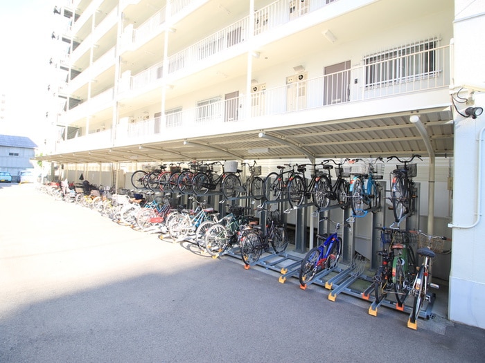 駐輪場 ダイアパレス三国3号館(204)