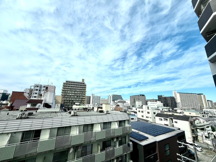 室内からの展望 Gramercy Juso-higashi 3ｒｄ