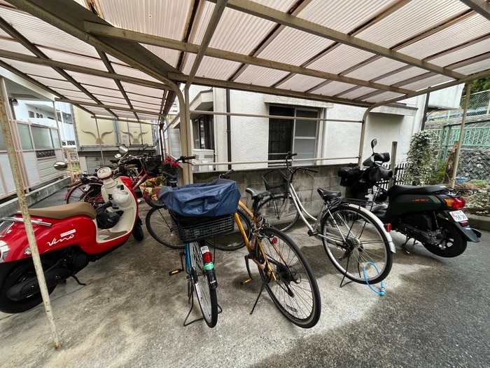 駐輪場 ネオコーポ都　西棟