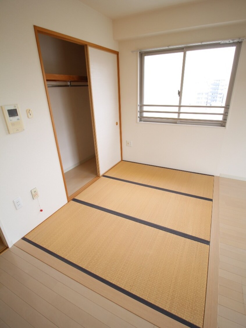 内観写真 ロハス江坂