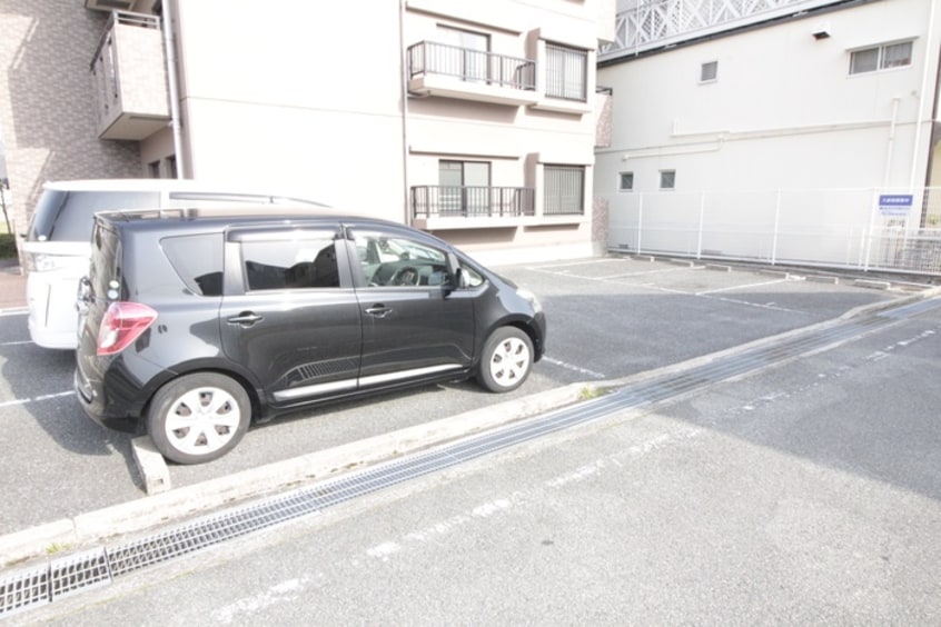 駐車場 サンセリテ・Ⅲ・源