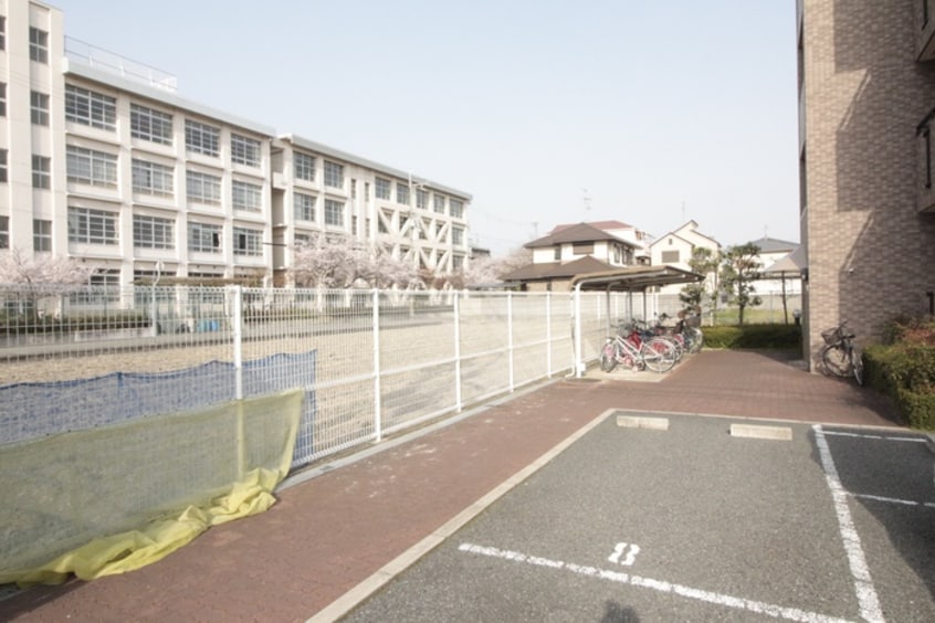 エントランス部分 サンセリテ・Ⅲ・源