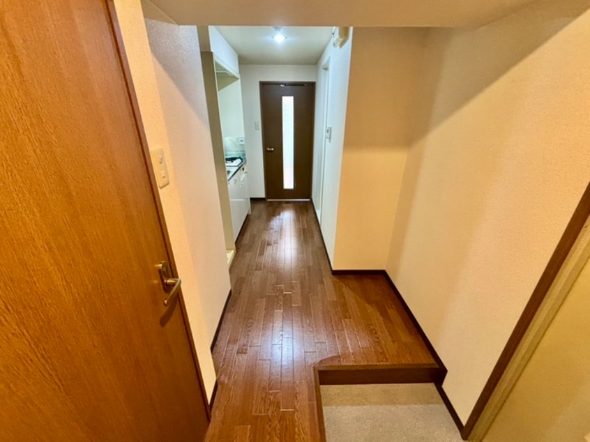 廊下 サムパティ－ク山科