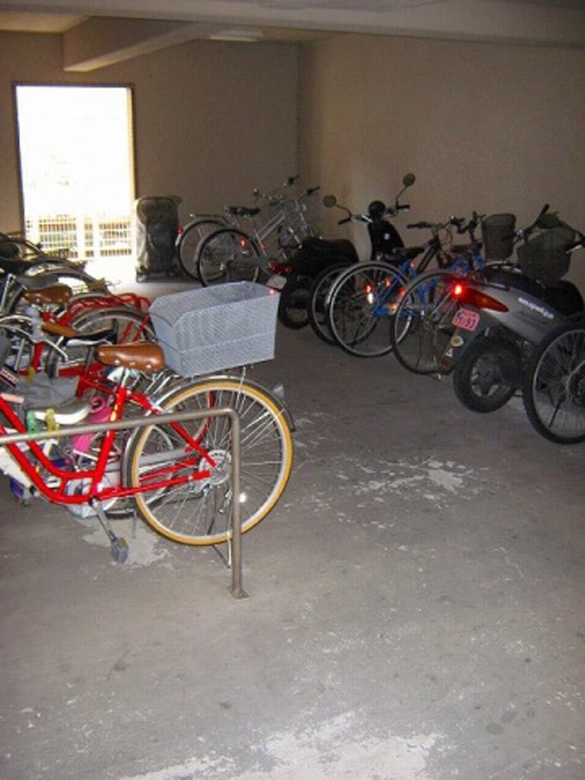 居室 アムール魚住