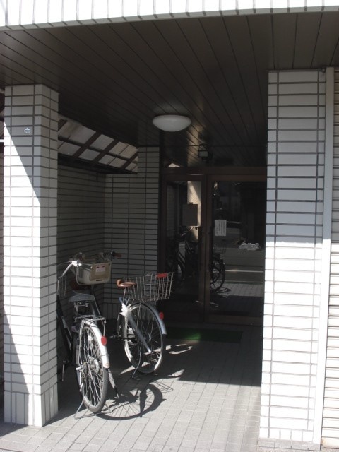 エントランス部分 ﾗﾌｫｰﾚ諏訪Ⅱ