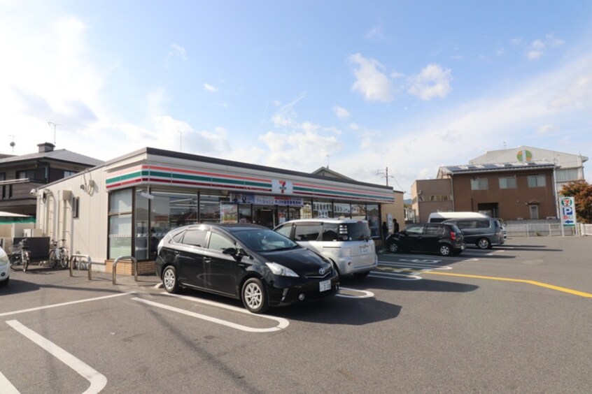 セブンイレブン　大津神領店(コンビニ)まで850m キャトルセゾン瀬田西