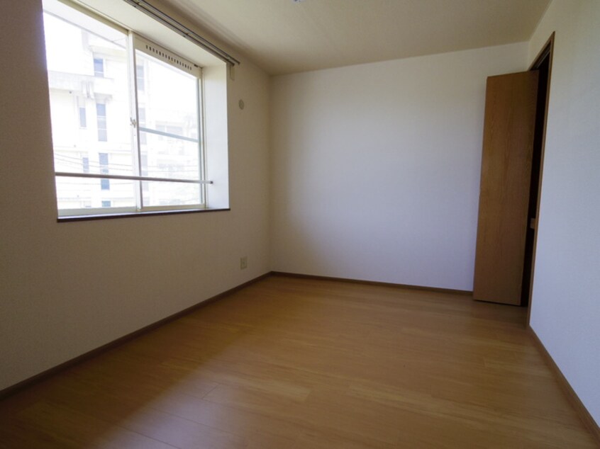 居室 リバティフジムラ