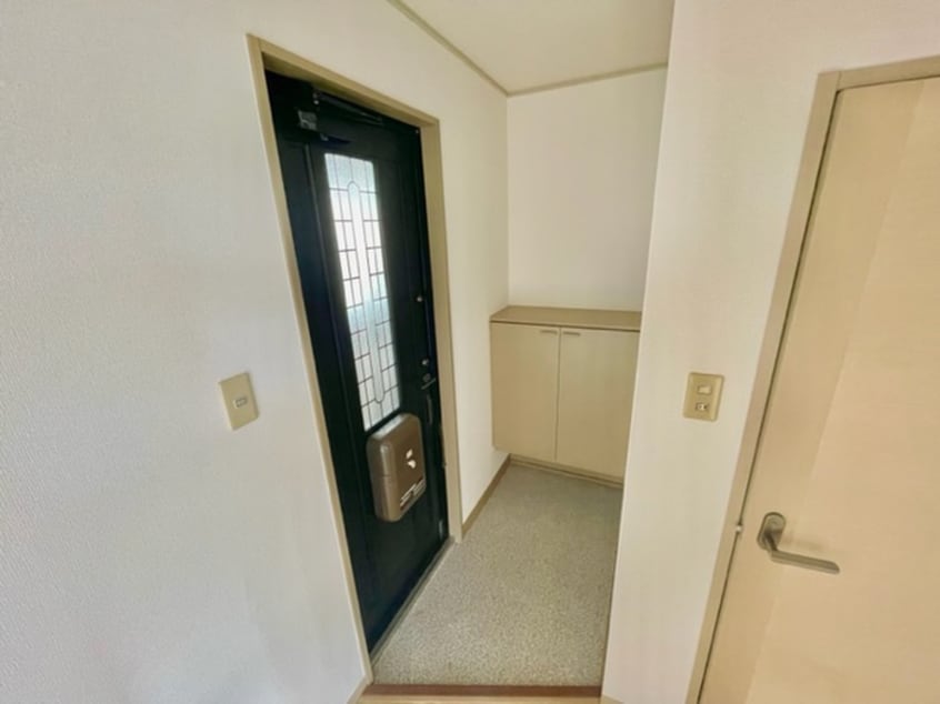 玄関 グランドソレーユB