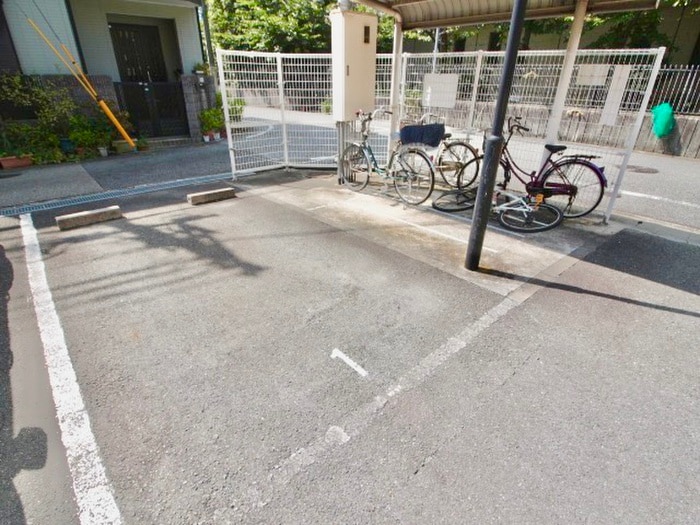 駐車場 サニ－ハイツ