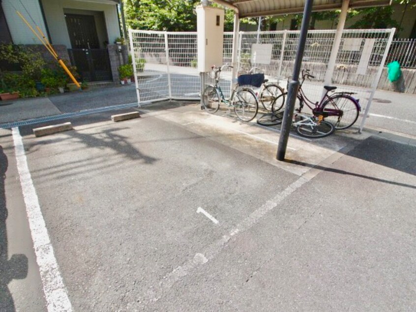 駐車場 サニ－ハイツ
