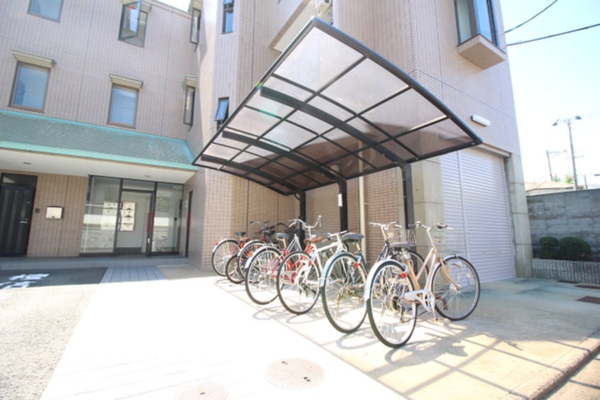 駐輪場 カーサ清明