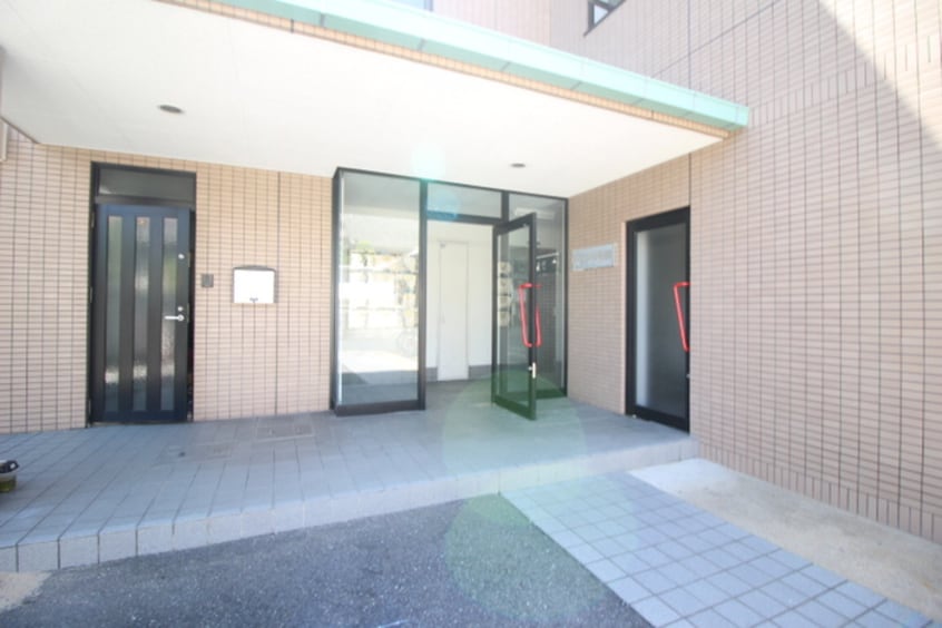エントランス部分 カーサ清明