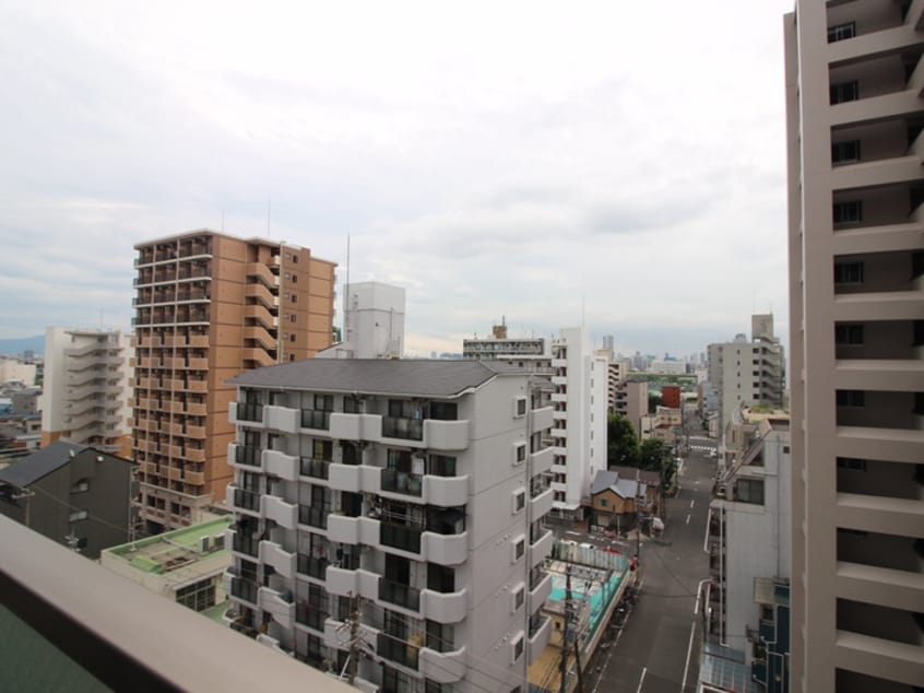 室内からの展望 ｴｽﾃﾑｺｰﾄ新大阪Ⅹｻﾞ･ｹﾞｰﾄ(711)
