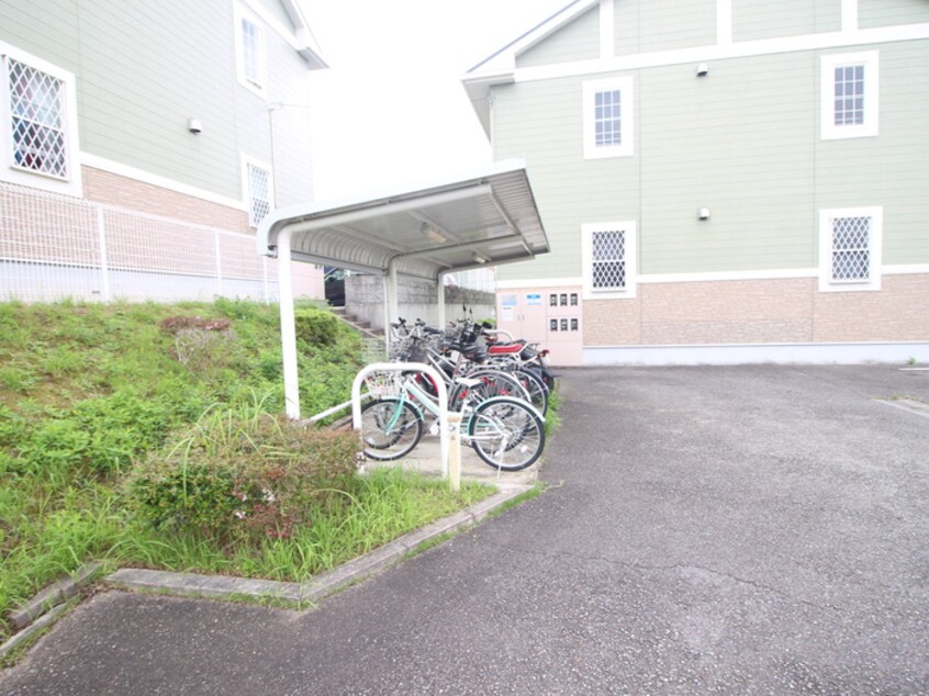 駐輪場 フローラ上津台Ⅱ番館
