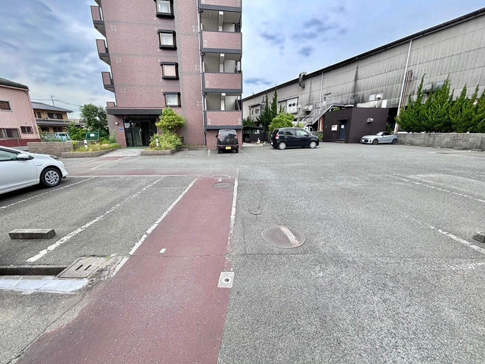 駐車場 ｱﾒﾆﾃｨα館