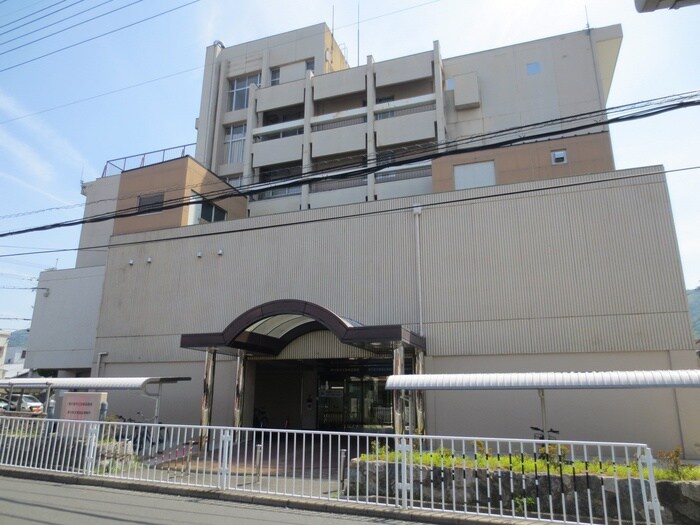 東大阪市立四条図書館(図書館)まで1000m 上四条町戸建