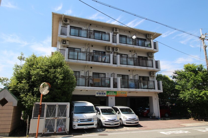 駐車場 コムプラザ