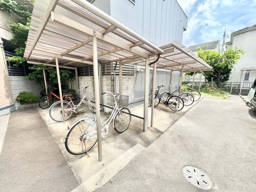 駐輪場 フェイム瀬田
