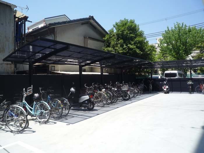 駐輪場 吹東マンション