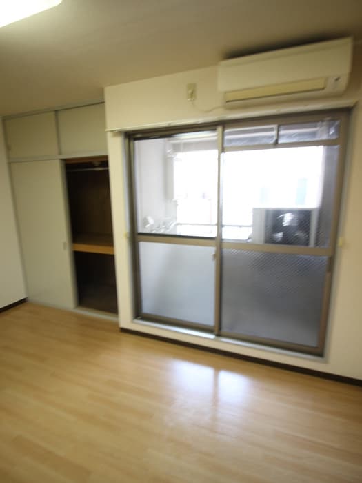 居室 ソレイユ磯路