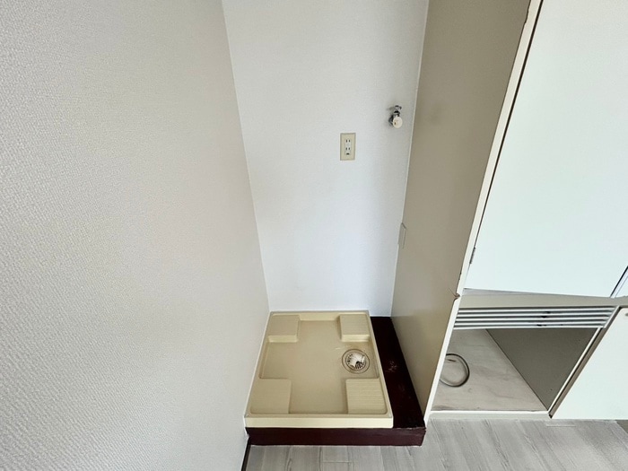 洗濯機置場 アムズＶ桑津