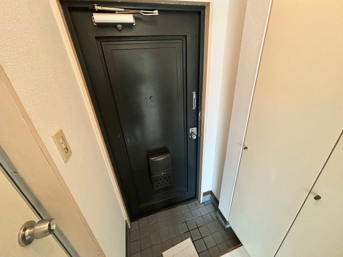 玄関 アムズＶ桑津