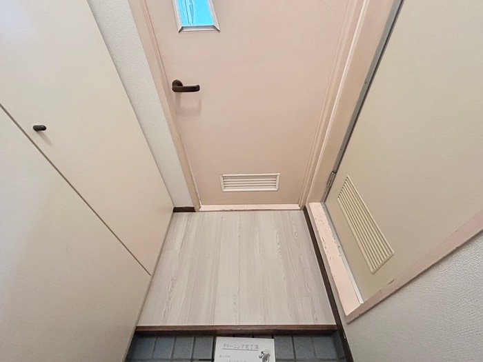 廊下 アムズＶ桑津