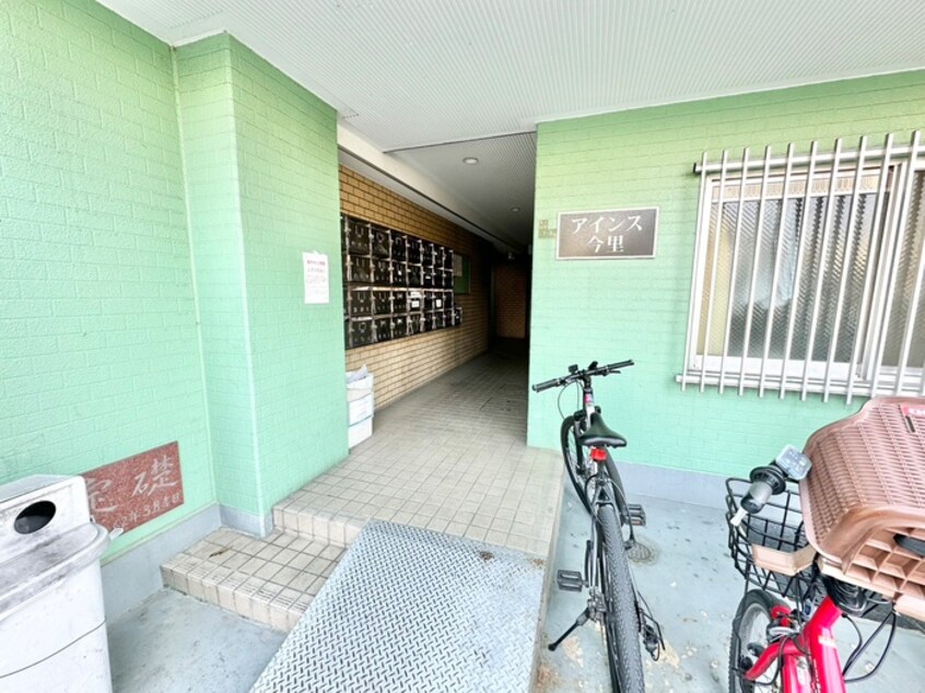 エントランス部分 アインス今里