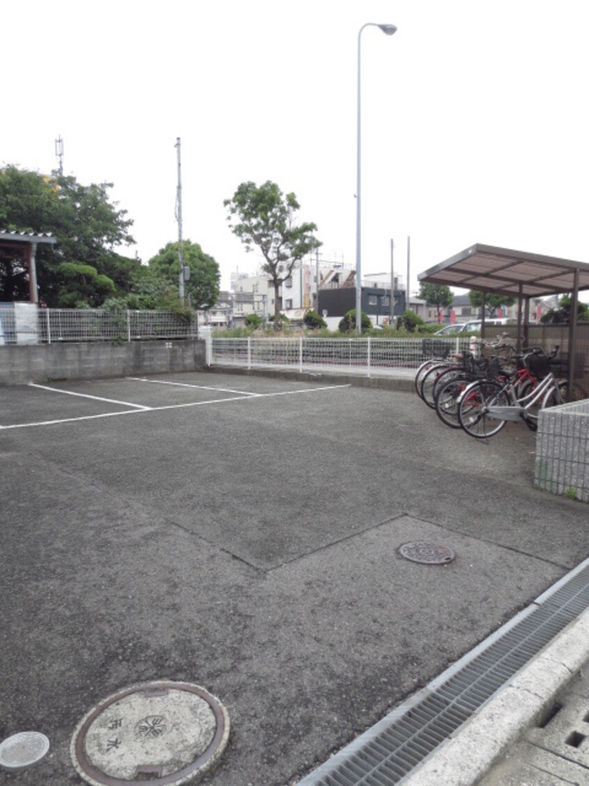駐車場 エステートピア浜寺