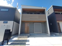 エルーシア・イーストC棟