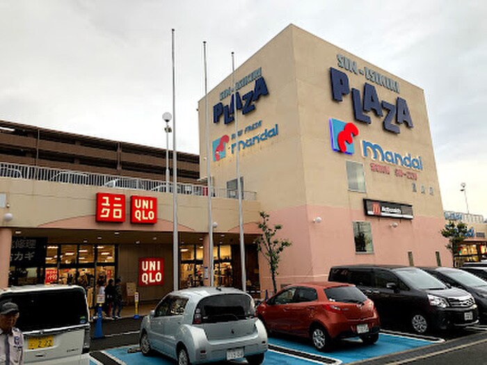 万代 新石切店(スーパー)まで850m ロータリー新石切（２０２）