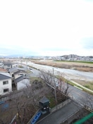 室内からの展望 ハイネス石川