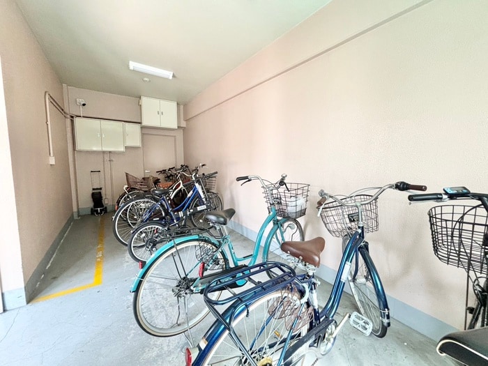 駐輪場 ユーサンハイライズ