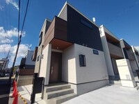 エルーシア・イーストD棟