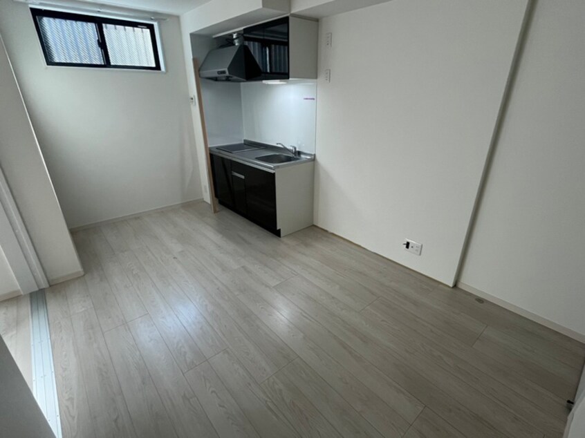 居室 エイデン新大阪