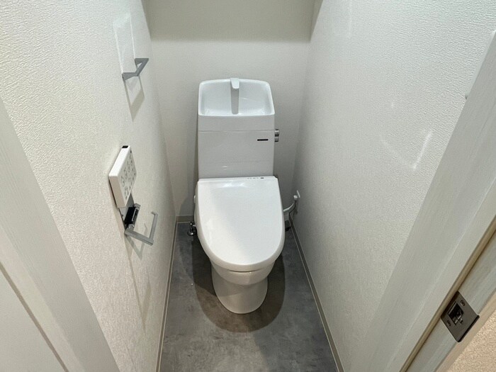 トイレ エイデン新大阪