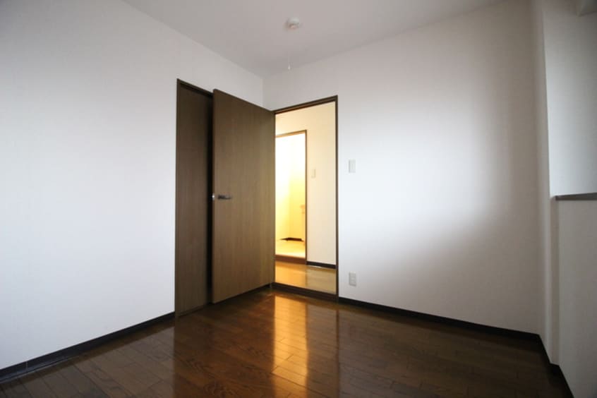 居室 エミグラント平兵衛