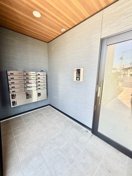 エントランス部分 アロ・ラウレア　Ｋ