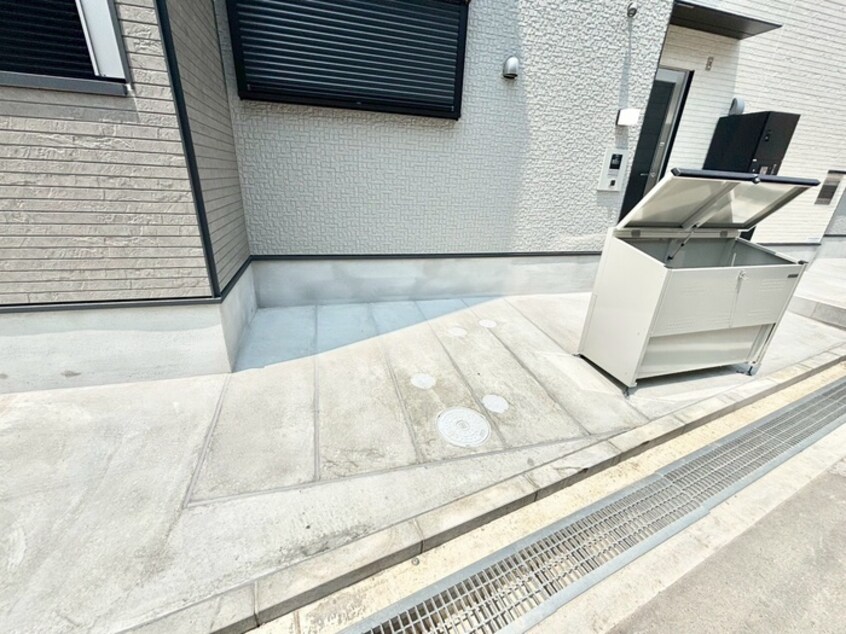 駐輪場 アンジュレジデンス石橋