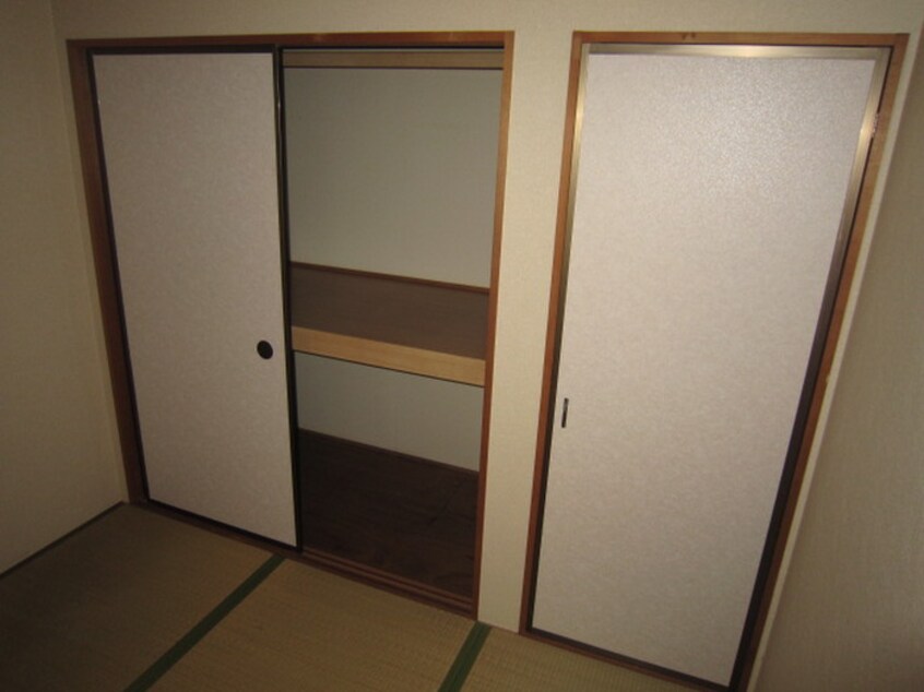 収納 エステート塩屋山手Ｂ棟