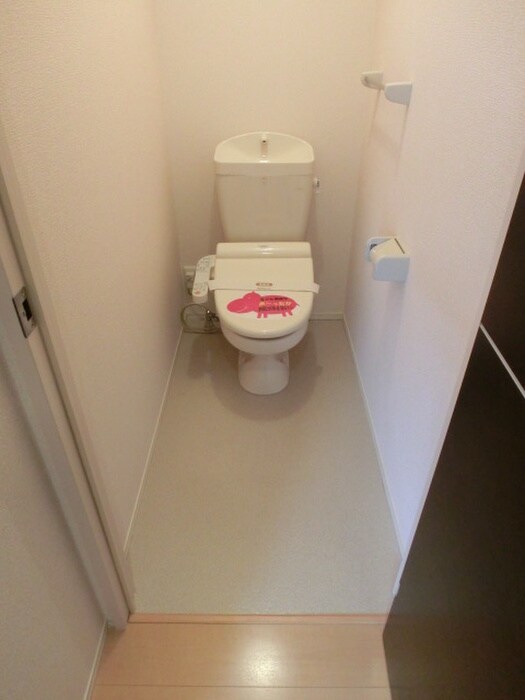 トイレ セジュ－ル輪