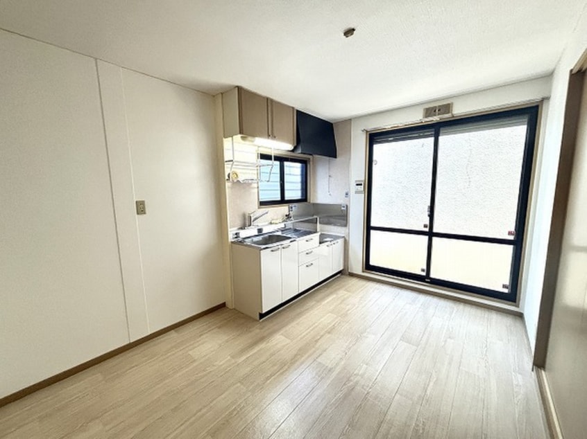 キッチン ファミリ－ハイツ２