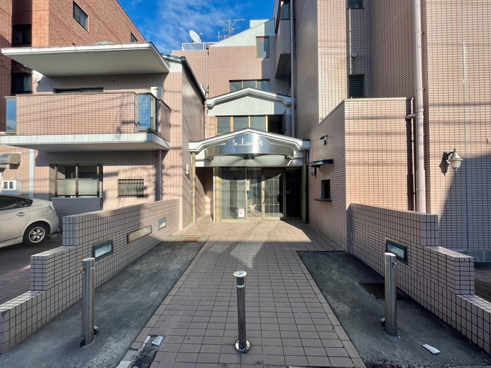 エントランス部分 セント・ルークルス