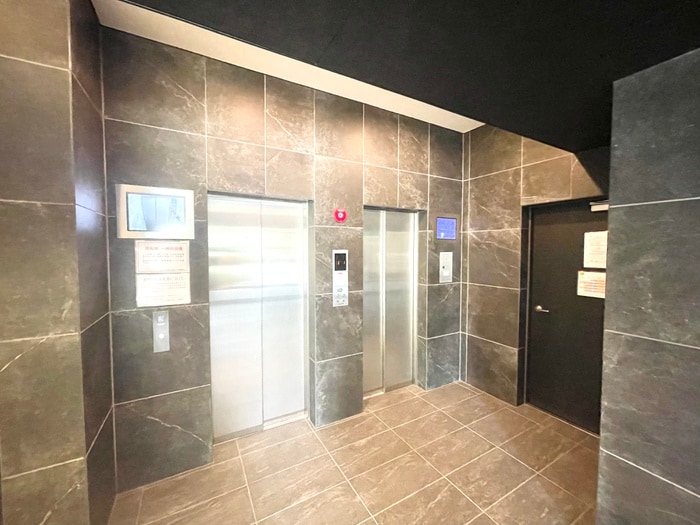 エントランス部分 ｴｽﾘｰﾄﾞ神戸大倉山ﾋﾙｽﾞ（511）