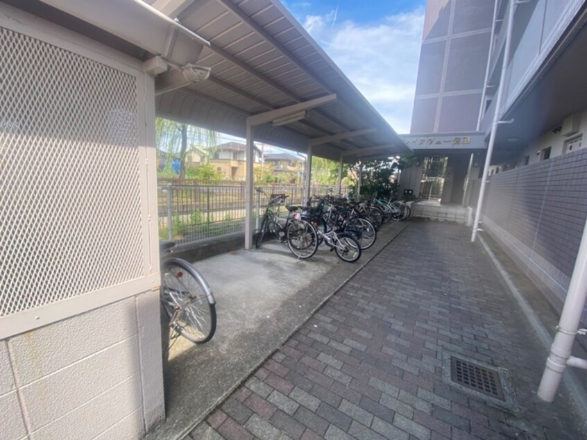 駐輪場 レイクヴュー堅田