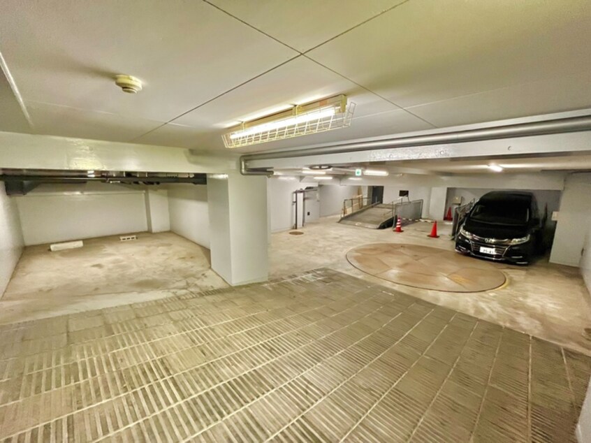 駐車場 ヒルズ扇町