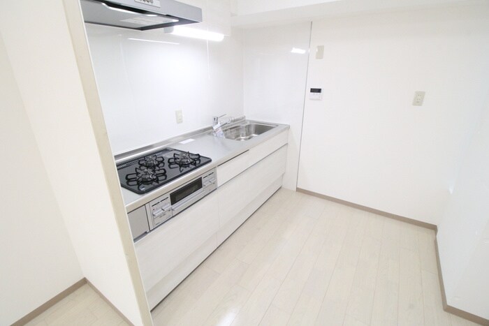 キッチン ヒルズ扇町