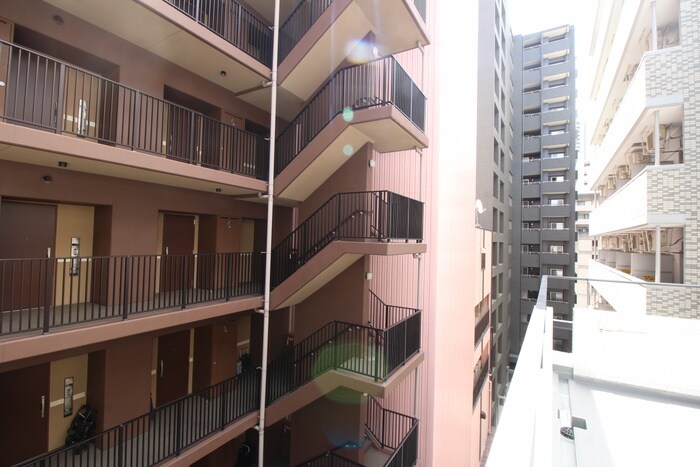 室内からの展望 ヒルズ扇町