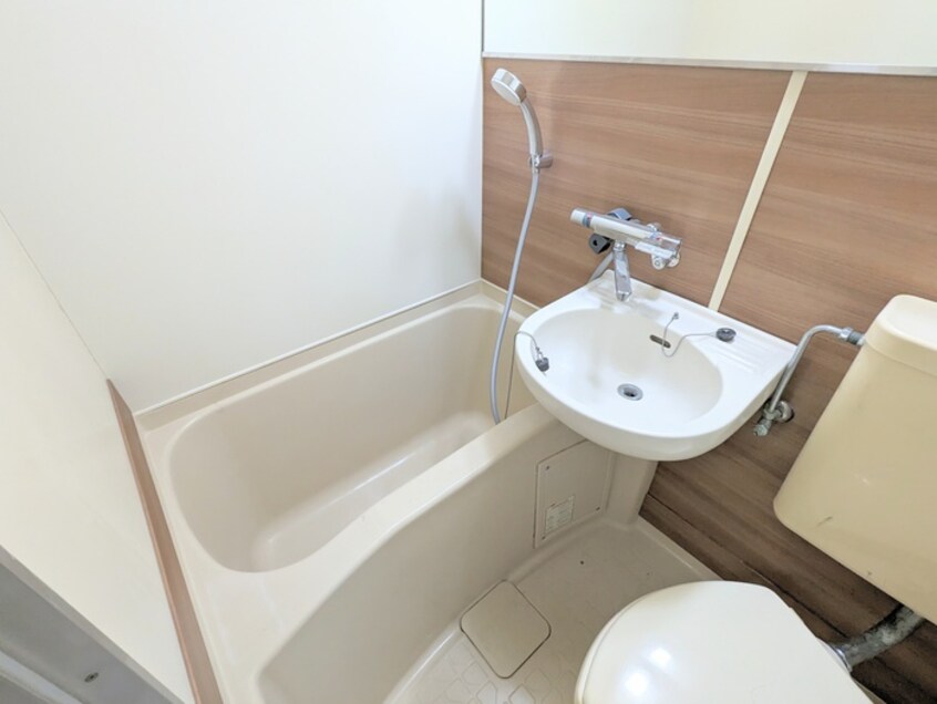 バス／シャワールーム等 ＡＲビル