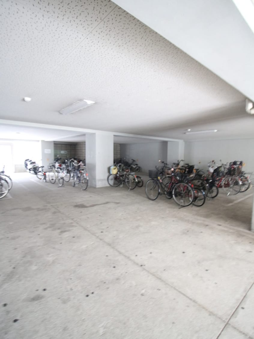 駐輪場 シティハイツ雅